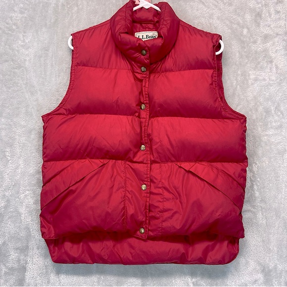 VTG LL Bean Women's Puffer Vest Size M Cherry Red Goose Down Full Snap USA - Picture 1 of 9